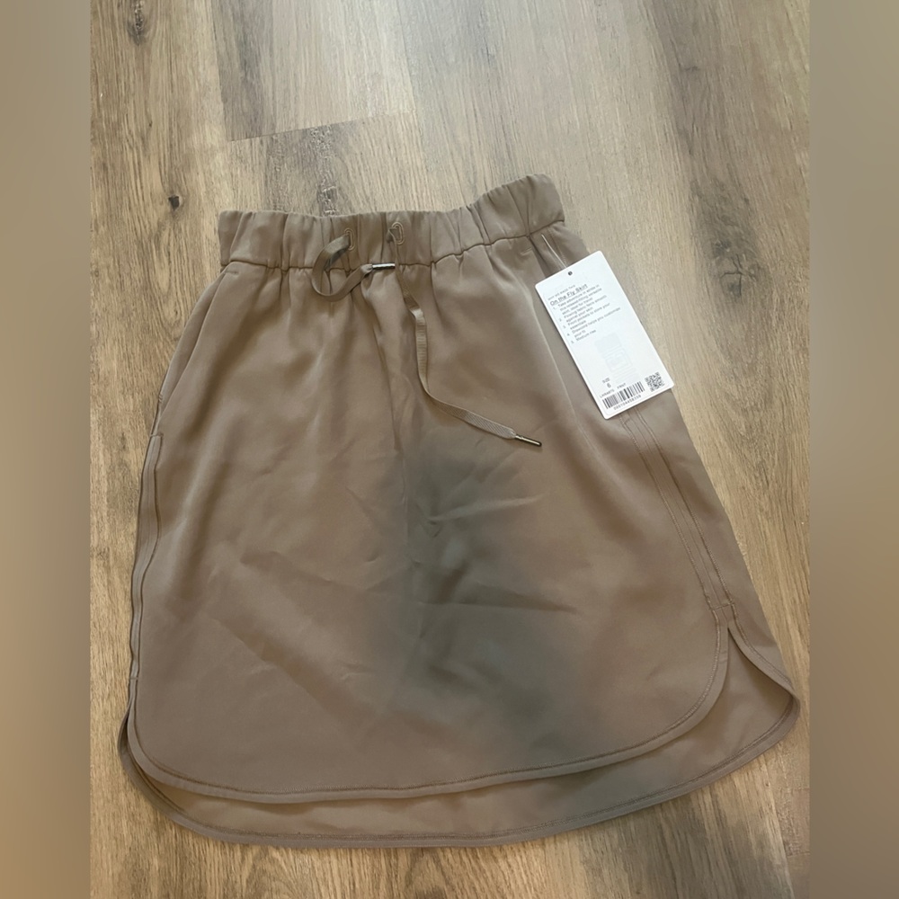 Lululemon On the fly skirt. NWT